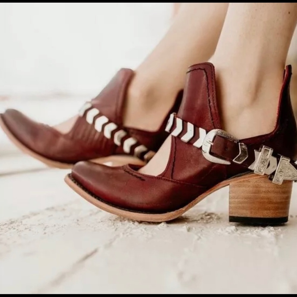 Freebird Blade Burgundy Cowgirl Leather Boots